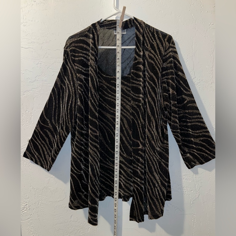 JM Collection Animal Print Tank with Cardigan, Black & Gold Shimmer - Picture 6 of 11